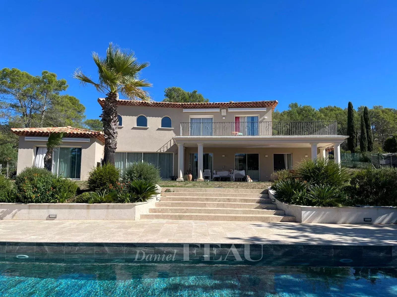 8615718f79b9b5a0115b162a0caab1db_647ed7e534_1600-original