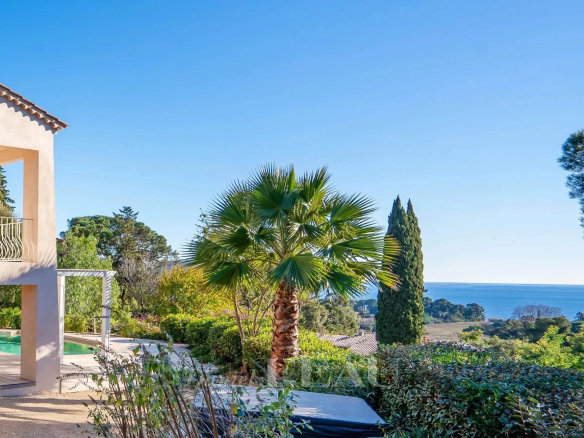 La Croix Valmer – Fully renovated property