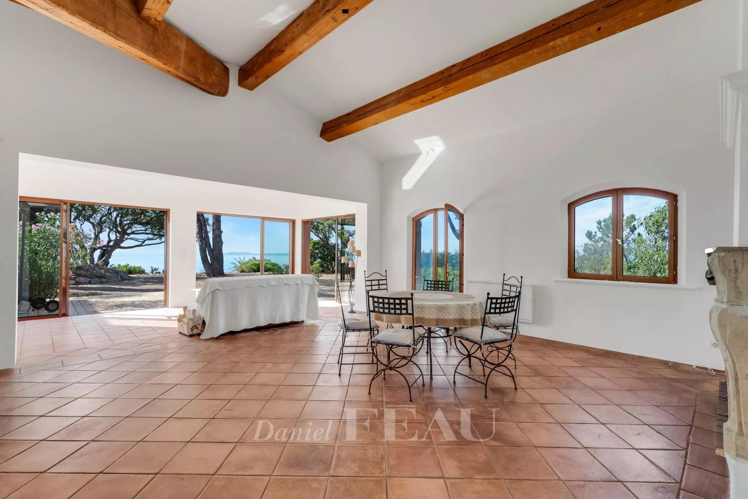Interior of a villa in Rayol-Canadel-sur-Mer Interior of a bright villa with sea views in Rayol-Canadel-sur-Mer.