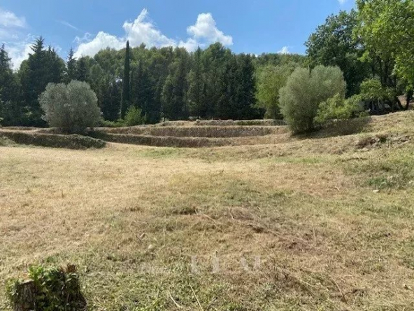 Fayence – Terrain constructible avec permis obtenu