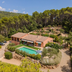 Draguignan – Country House
