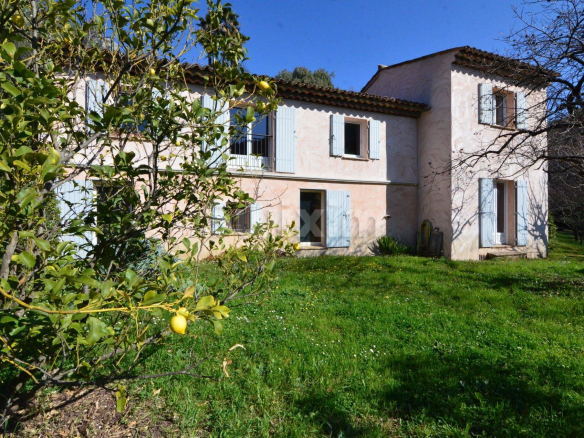 Maison de 3 chambres, accueillante et au calme