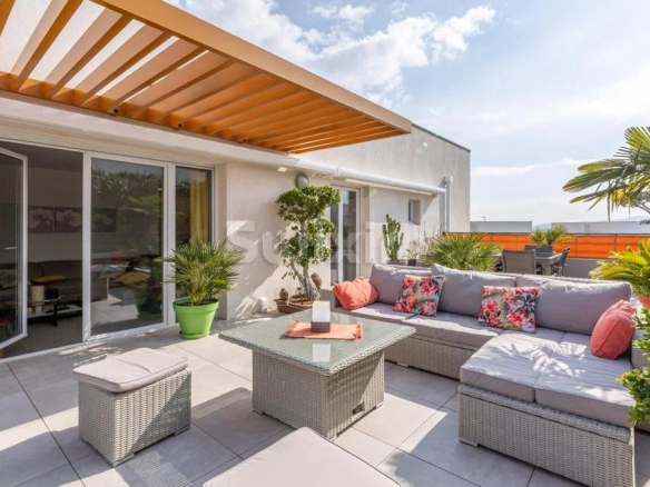 4 PIECES – DERNIER ETAGE – 80m² Terrasse