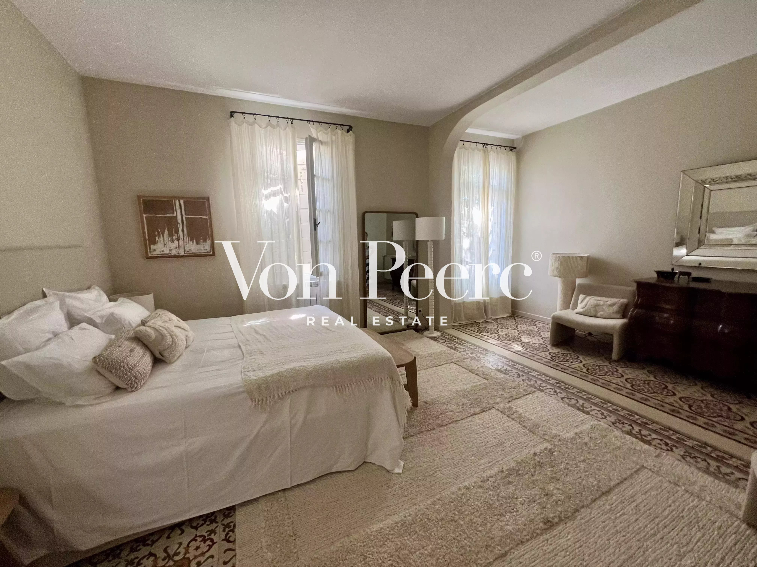 5fc3e20efce8c915b47457903d32e776_3eb171d7f7_4032-original