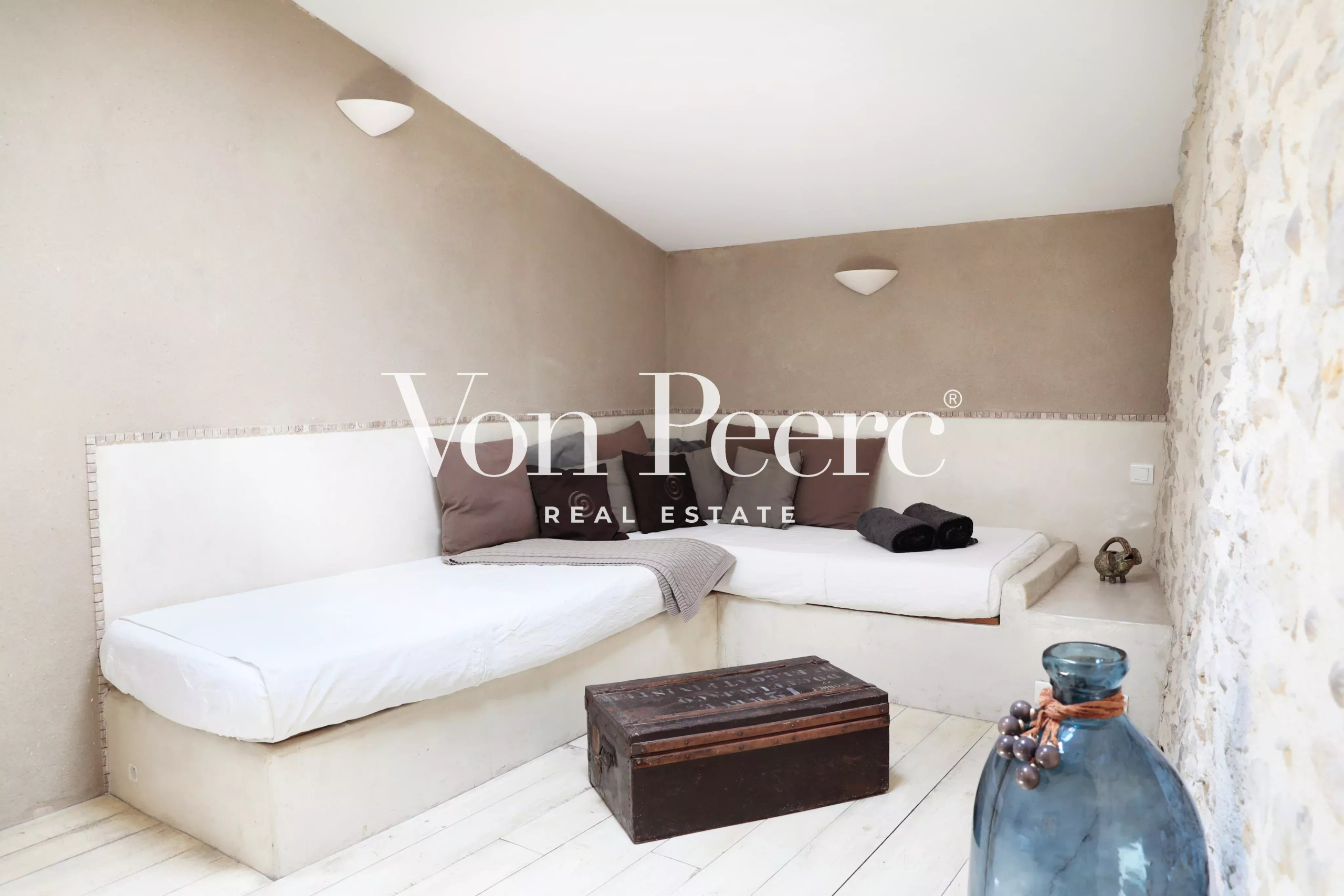 3bad141b31bd697c32eca45b63bac9bc_8151aa22d5_4096-original