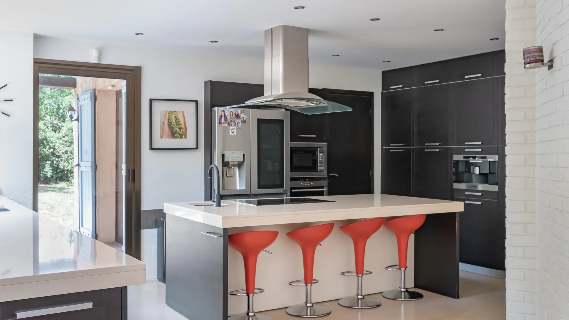 9deed2219d6d34e3470f90cfb72232d4_81c4e78164_1920-original