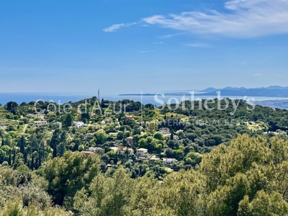 Exceptional villa with panoramic sea views, at the gates of Villefranche