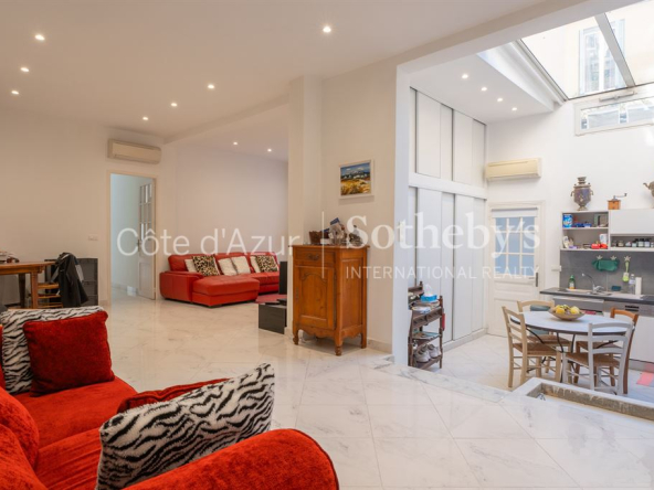 Appartement lumineux avec terrasse et studio indépendant à quelques minutes de Monaco