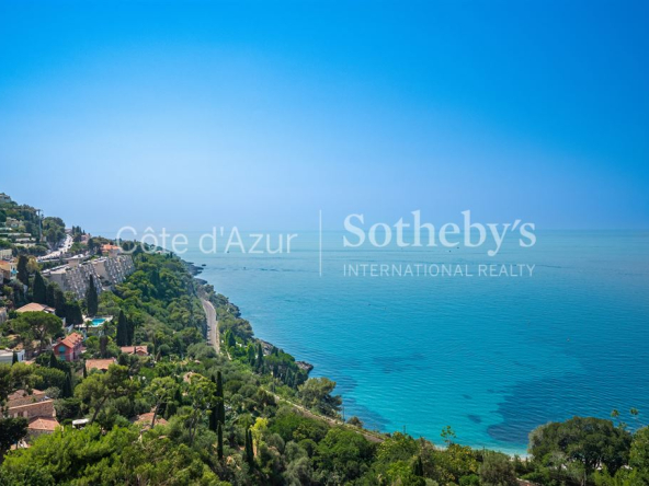 Exclusive – Belle Epoque style mansion with sea view in Roquebrune-Cap-Martin.