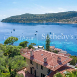A Vendre à Saint Jean Cap Ferrat – appartement 5 Pièces en rez-de-jardin, vue mer.