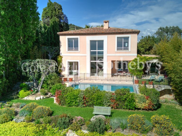 Exceptional contemporary villa – Living between Sea and Nature in Villefranche sur Mer