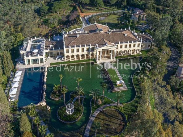 Venetian Palace: An exceptional residence overlooking the bay of Cannes
