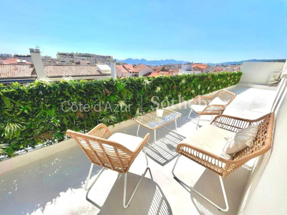 Cannes center 3 room apartment Top Floor – Unobstructed view and sea view