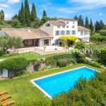 Hinterland: 18th century bastide with panoramic view-Grasse Saint-Antoine