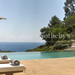 Exclusive – Super Cannes – Villa with panoramic sea view