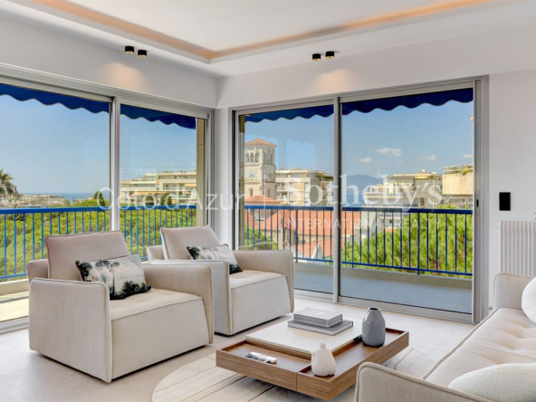 Basse Californie: 4 rooms on a high floor with terrace and sea view, a stone&#39;s throw from the beaches