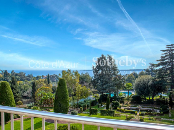 Appartement de luxe 4 pièces à vendre à Cannes Californie – Vue mer panoramique