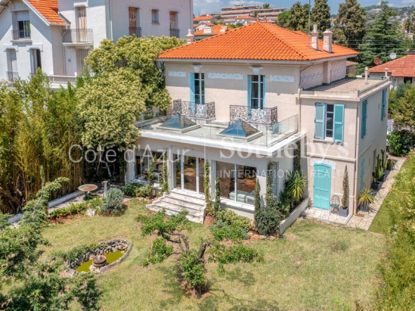 Luxurious Art-Deco style villa near Cannes, in Le Cannet.