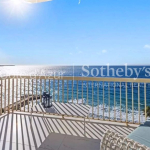 Cannes – Top floor – 3-bedroom apartment with panoramic sea view