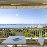 Cannes – La Californie: 4-room apartment on a high floor with panoramic sea view