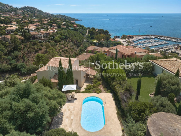 Charming property in Théoule-sur-Mer with southwest exposure and panoramic sea view