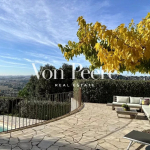 Charmante maison avec vue panoramique à vendre en Provence