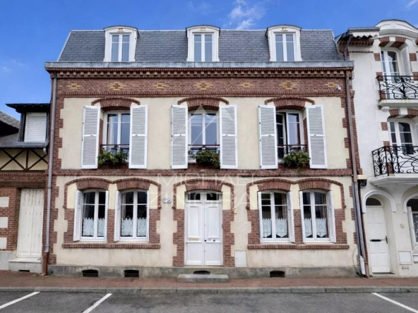 Seaside villa in the heart of Houlgate