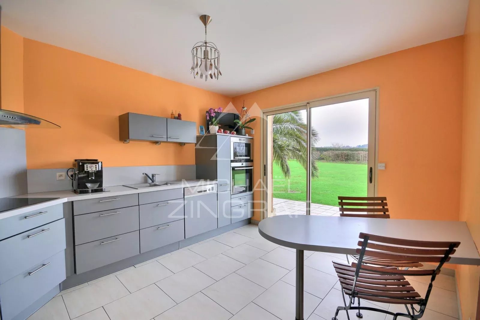 d174e8a8ed9cb0cadfd7118c1d7c6b84_e2c4313287_1600-original