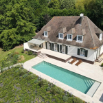Maison avec piscine dans un domaine privé