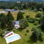 Propriété Equestre sur 25ha clos, Maison, gite, 14 box et équipements
