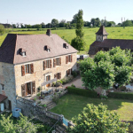 Beautiful property with host rooms? Gramaty sector
