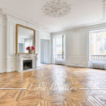 Paris 8ème, proche Triangle d’Or, très bel Appartement 5 piè