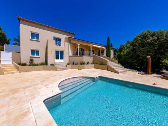 SAINT GELY DU FESC , BELLE MAISON D’ARCHITECTE T7 SUR 1700 M