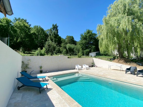 Chaumière d’Exception   250 m2   9 Pièces