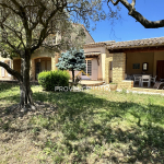 GRANDE VILLA DE CONSTRUCTION TRADITIONNELLE,  TERRAIN, PROCH