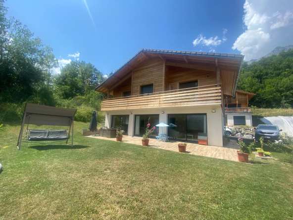 PASSY Villa T5 160 m2 + garage 995000
