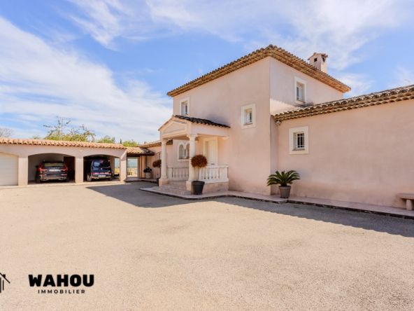 Saint-Cézaire-sur-Siagne   Élégante villa provençale avec pi