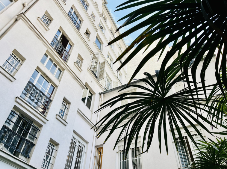 Loft d’exception baigné de lumière   Montorgueil, Paris 2?