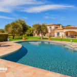 Saint-Cézaire-sur-Siagne   Élégante villa provençale avec pi
