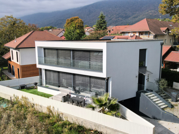 Maison 6 Pièces 166 m2