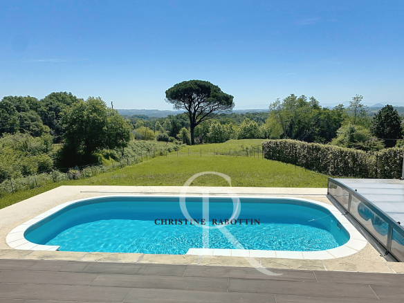 Exclusively, a contemporary house with mountain views.