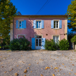 Demeure atypique : ancienne gare rénovée 136 m2 sur 2 177 m2