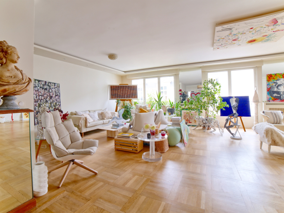 Vente d’un viager d’exception à PARIS 8 Charles de Gaulle Ét