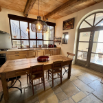 Rare pearl in the heart of Séguret: between serenity and panora view