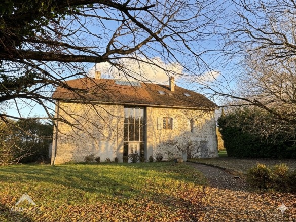 Ferme Gessienne 10 Pièces 455 m2