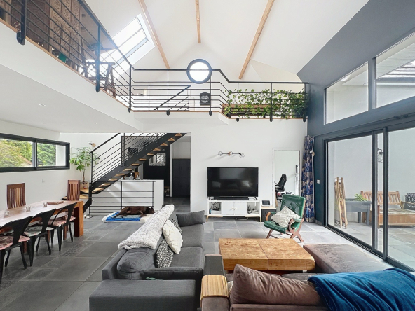 Light, calm and space