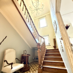 F6 Mansion of 460 m2 with swimming pool and land of 135