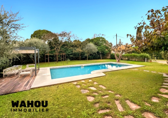 Maison 5 chbs (250m2) avec piscine à Mougins