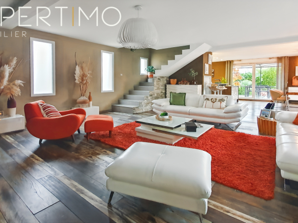 A rare and exceptional house in the Orgerus area