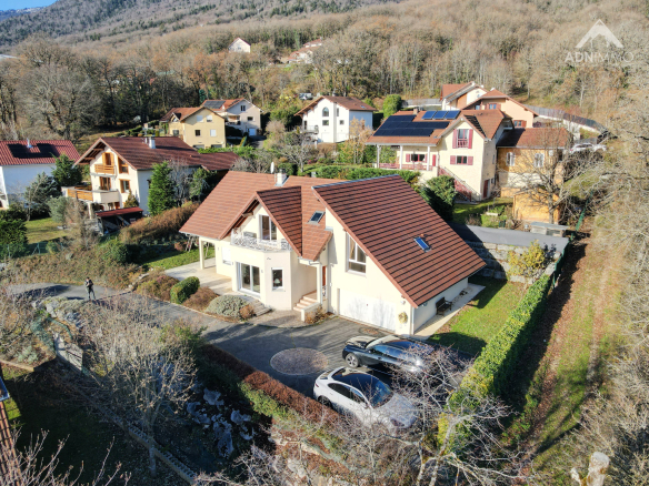 Maison 7 Pièces 205 m2